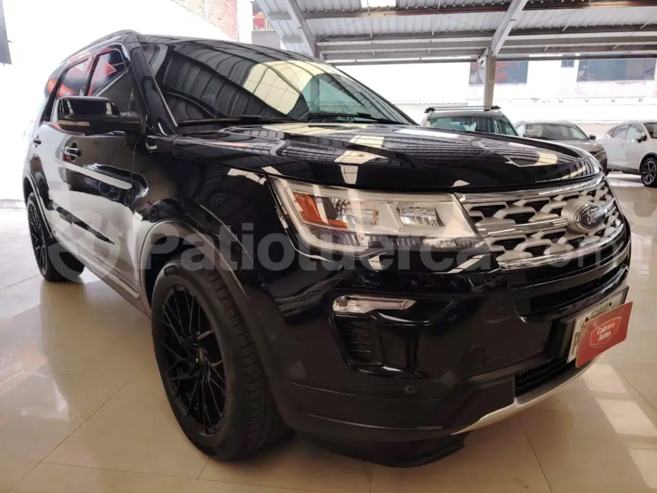 Foto 3 de Ford Explorer 5P