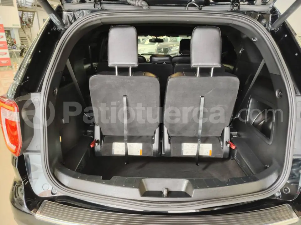 Foto 13 de Ford Explorer 5P