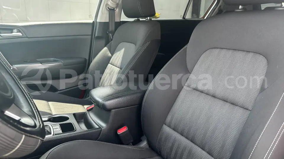 Foto 16 de Kia SPORTAGE R GTI