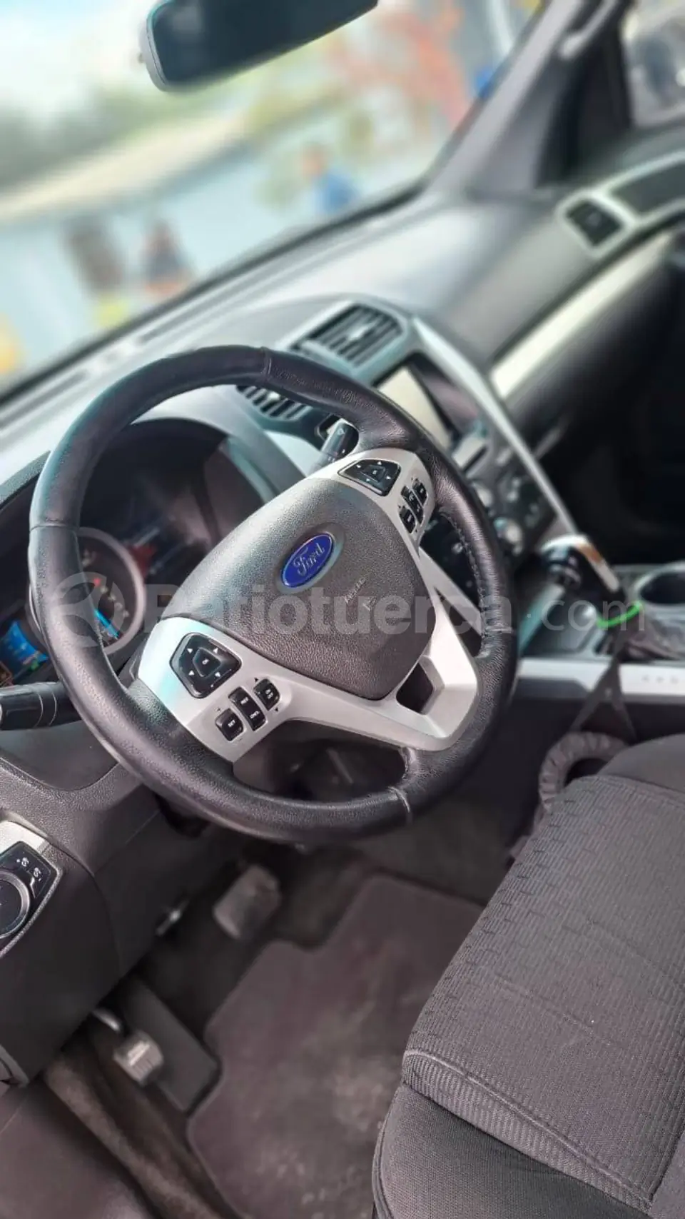 Foto 5 de Ford Explorer XLT