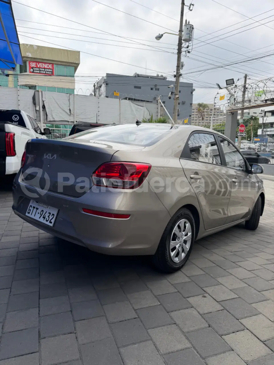 Foto 17 de Kia Soluto LX