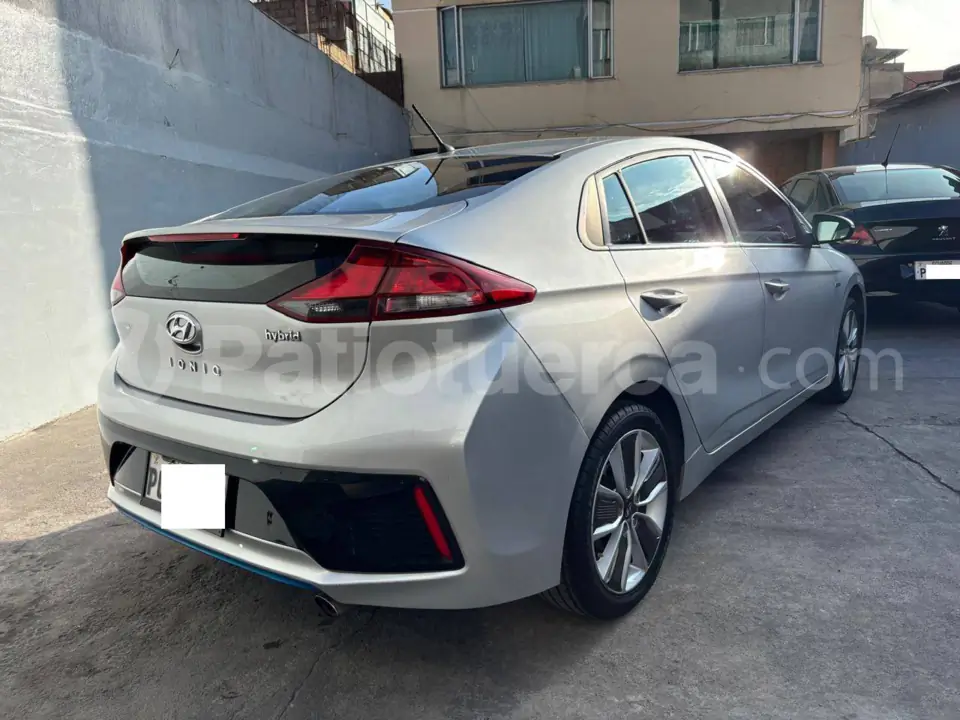 Foto 7 de Hyundai IONIQ