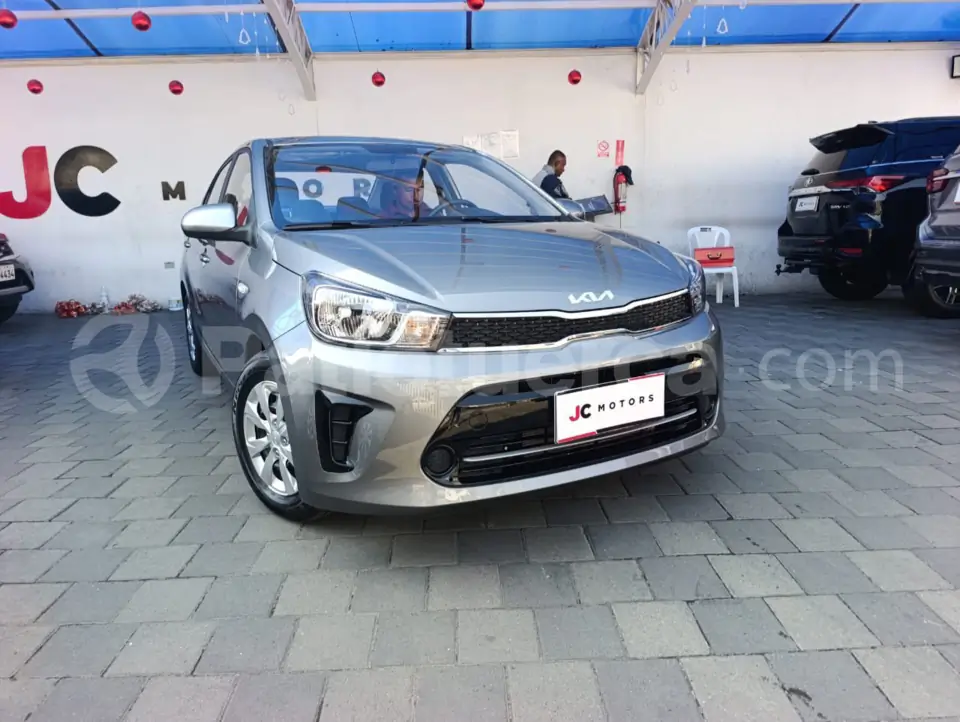 Foto 4 de Kia Soluto LX