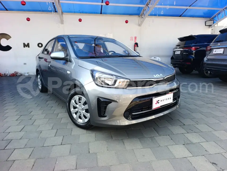 Foto 5 de Kia Soluto LX