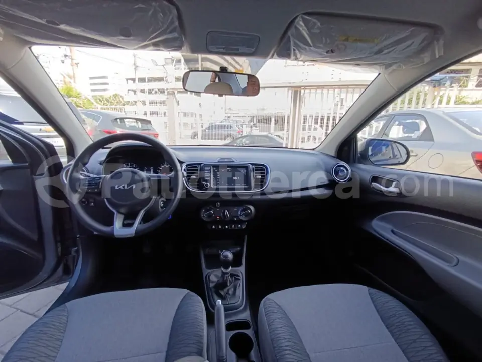 Foto 7 de Kia Soluto LX