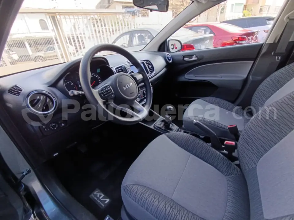 Foto 13 de Kia Soluto LX