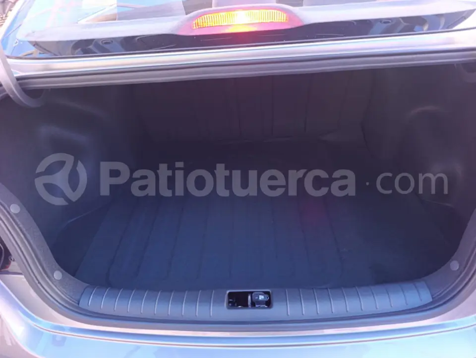 Foto 20 de Kia Soluto LX