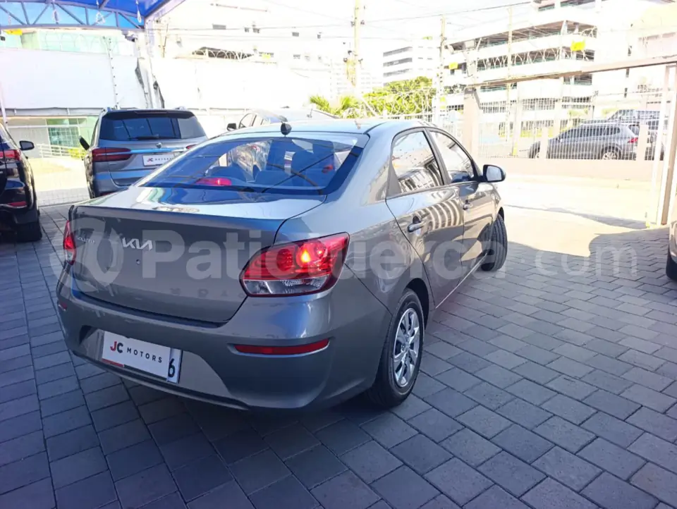 Foto 27 de Kia Soluto LX