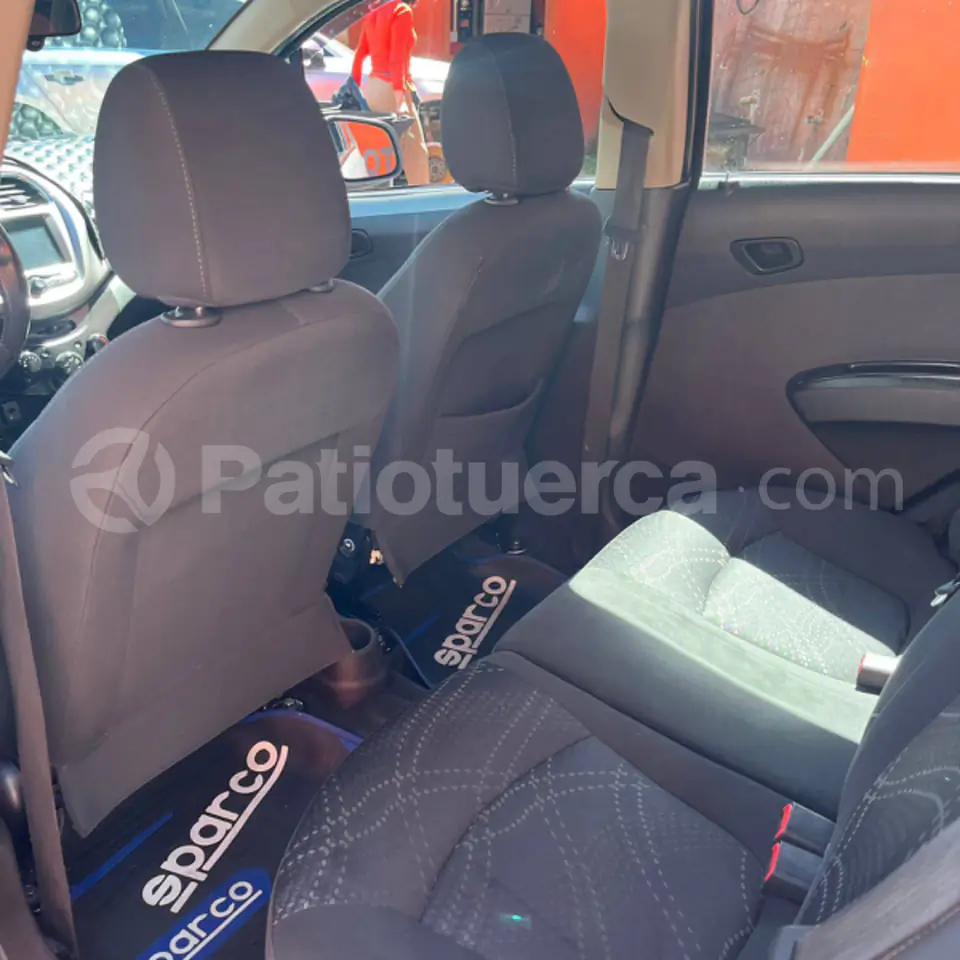 Foto 7 de Chevrolet Spark GT