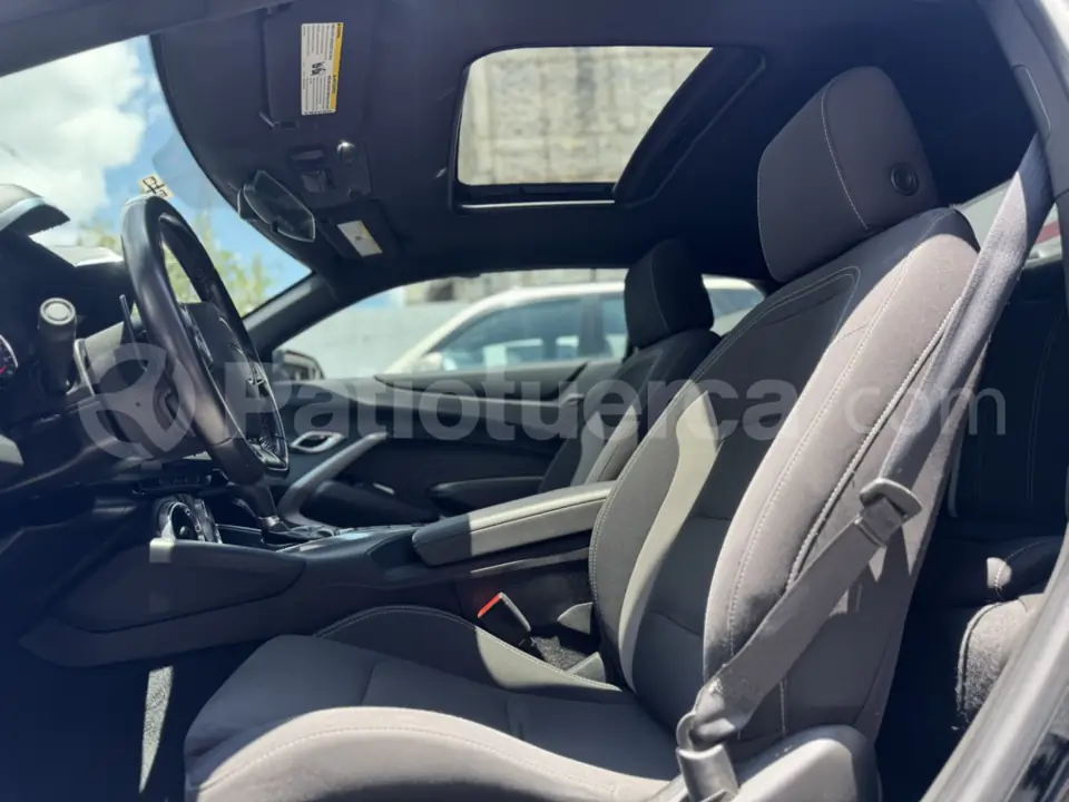 Foto 11 de Chevrolet Camaro RS