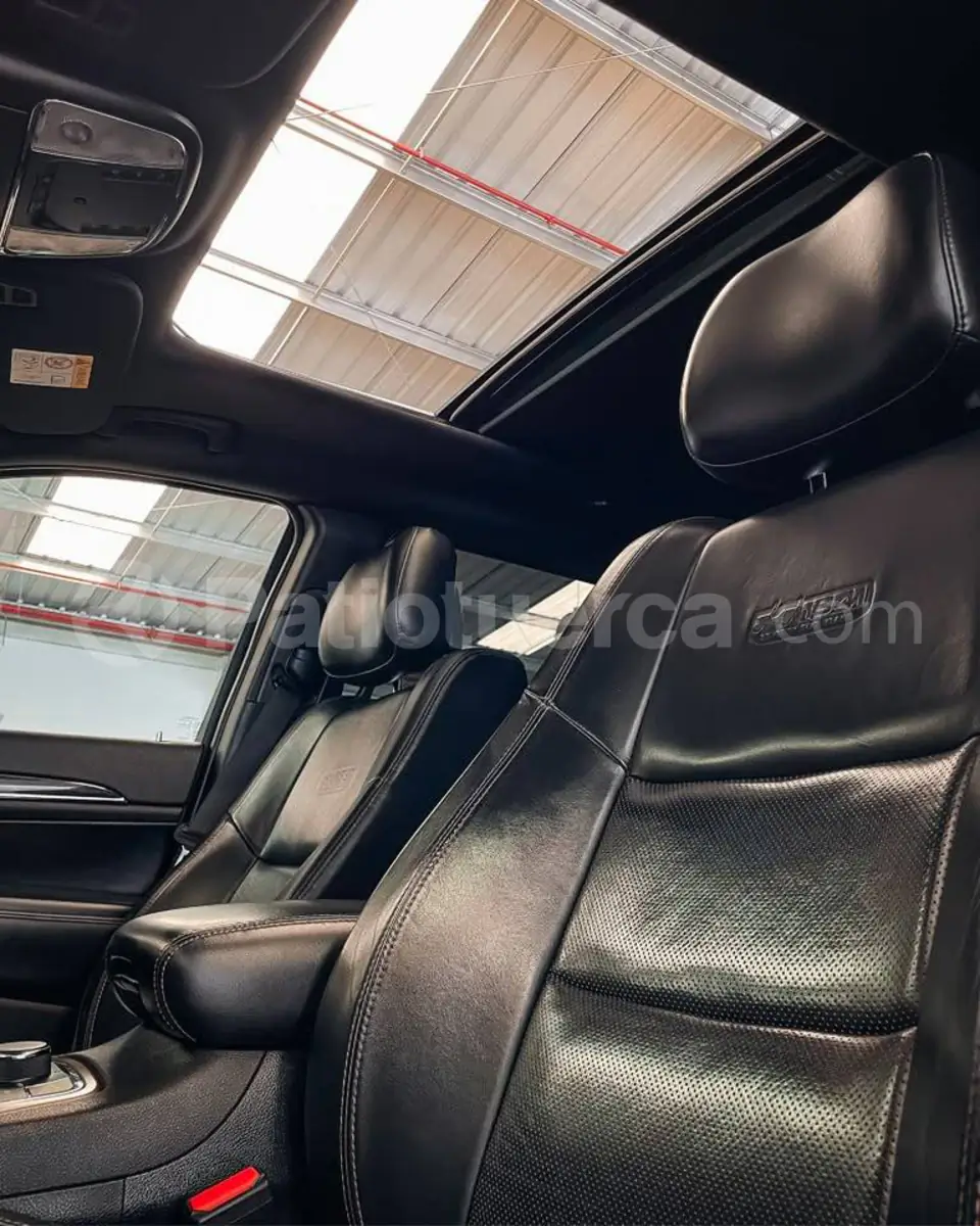 Foto 2 de Jeep Cherokee