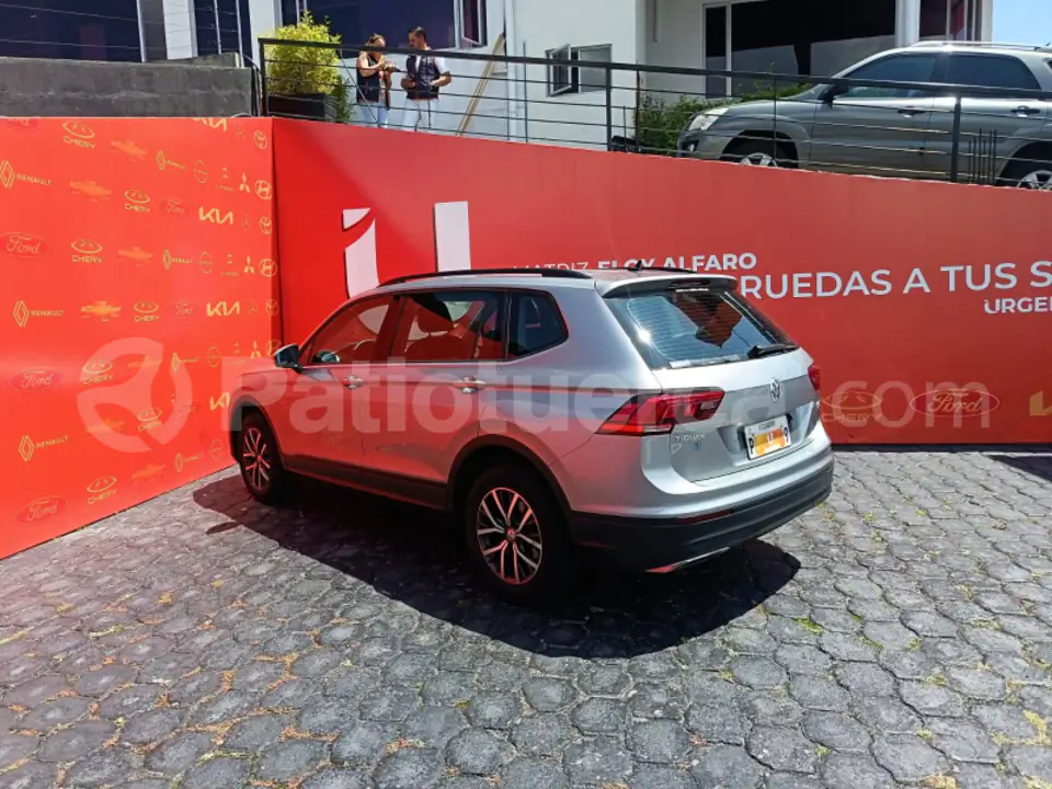 Foto 4 de Volkswagen TIGUAN COMFORTLINE