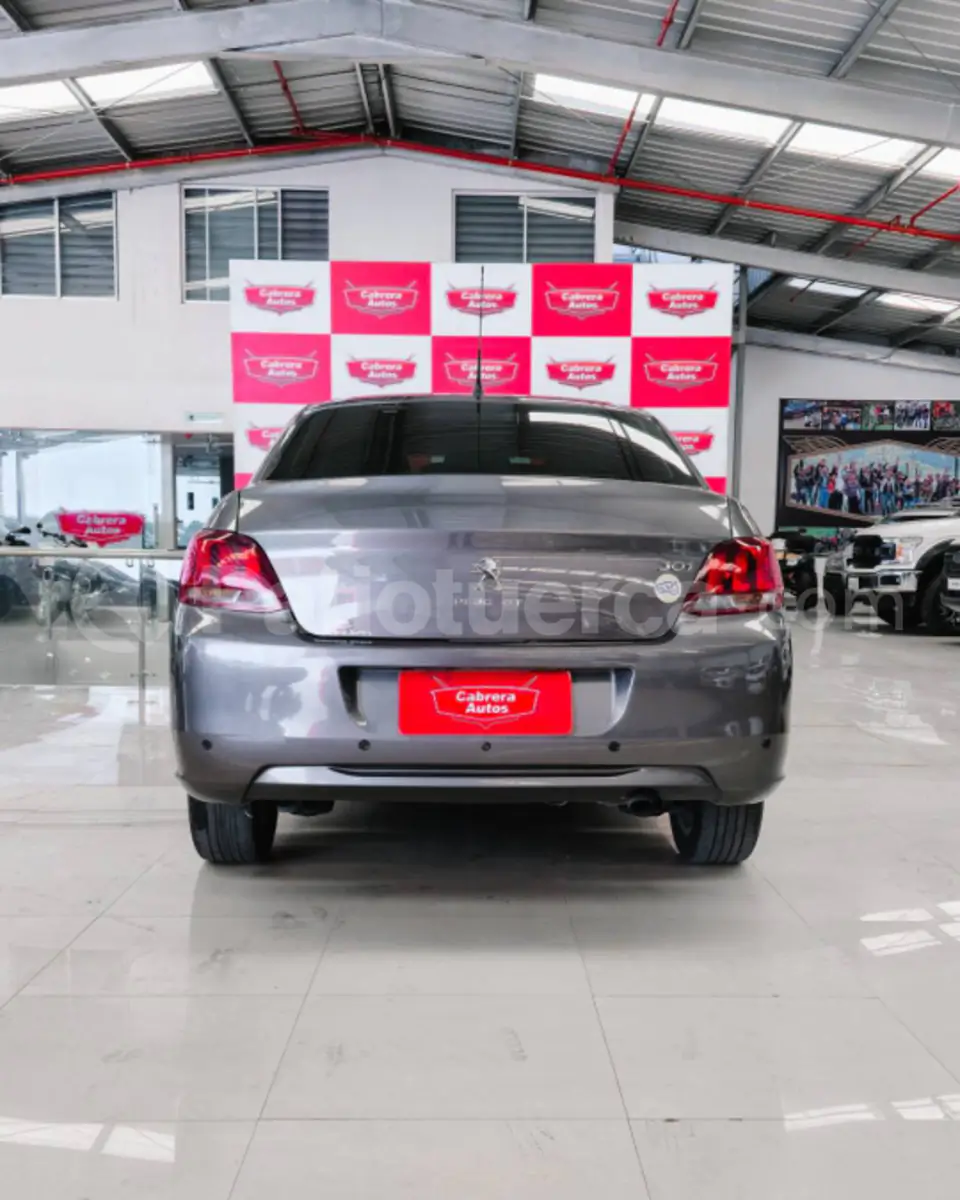 Foto 6 de Peugeot 301 Active