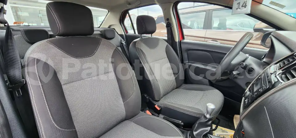 Foto 6 de Renault Logan Dynamique