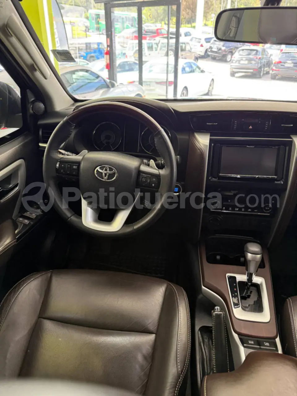 Foto 6 de Toyota New Fortuner