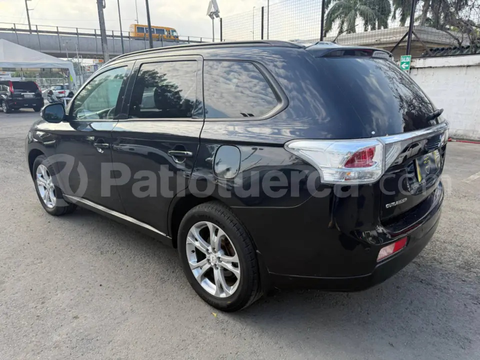 Foto 3 de Mitsubishi Outlander Sport