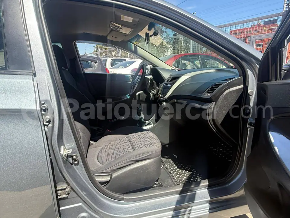 Foto 5 de Hyundai Accent