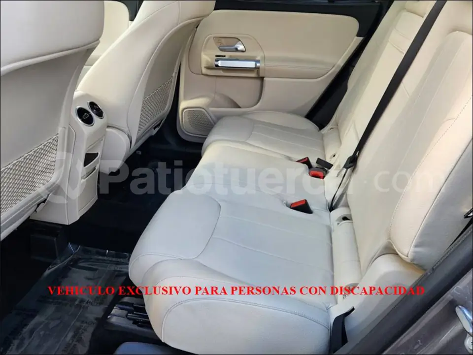 Foto 9 de Mercedes Benz GLB250