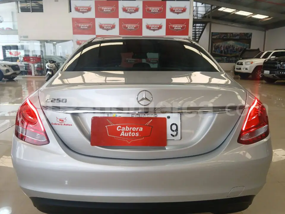 Foto 14 de Mercedes Benz C250 Sport