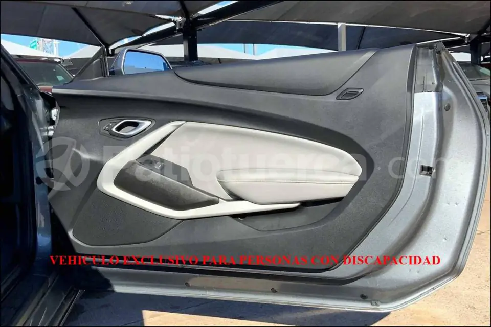 Foto 23 de Chevrolet Camaro SS