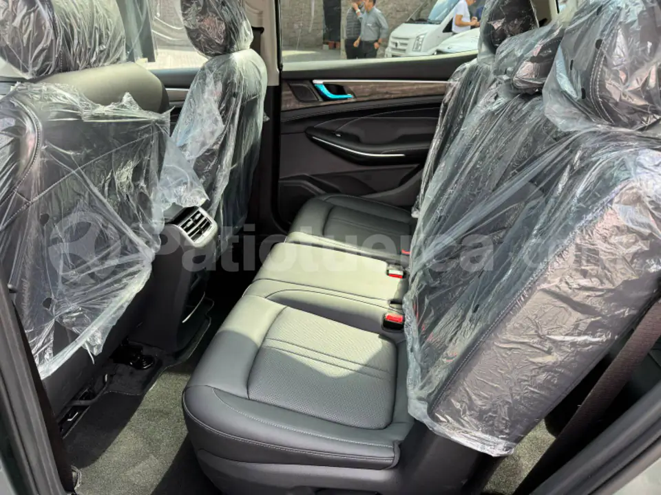 Foto 16 de DFSK E5 Supreme