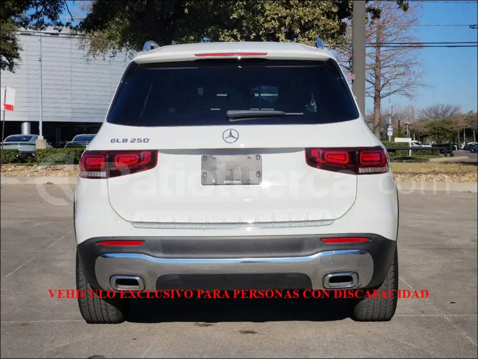 Foto 9 de Mercedes Benz GLB250