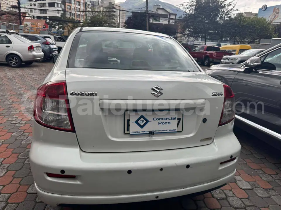Foto 2 de Suzuki SX4