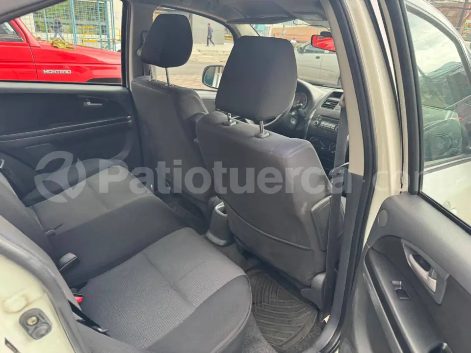 Foto 3 de Suzuki SX4
