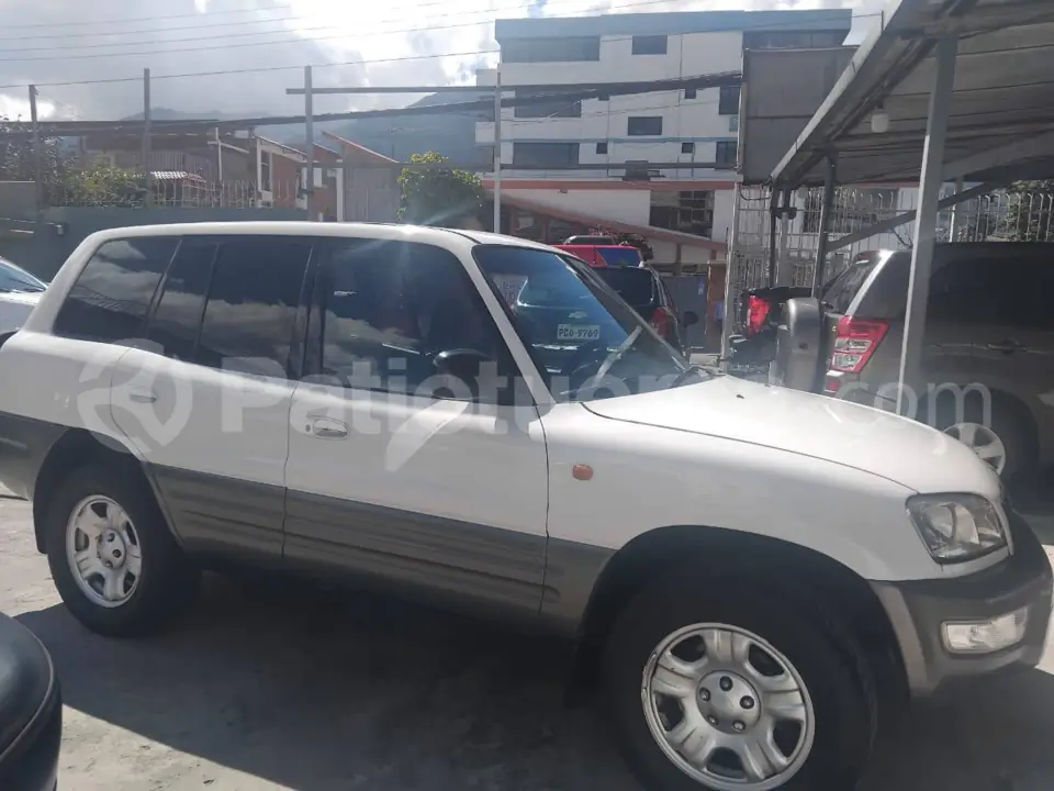 Foto 1 de Toyota RAV 4