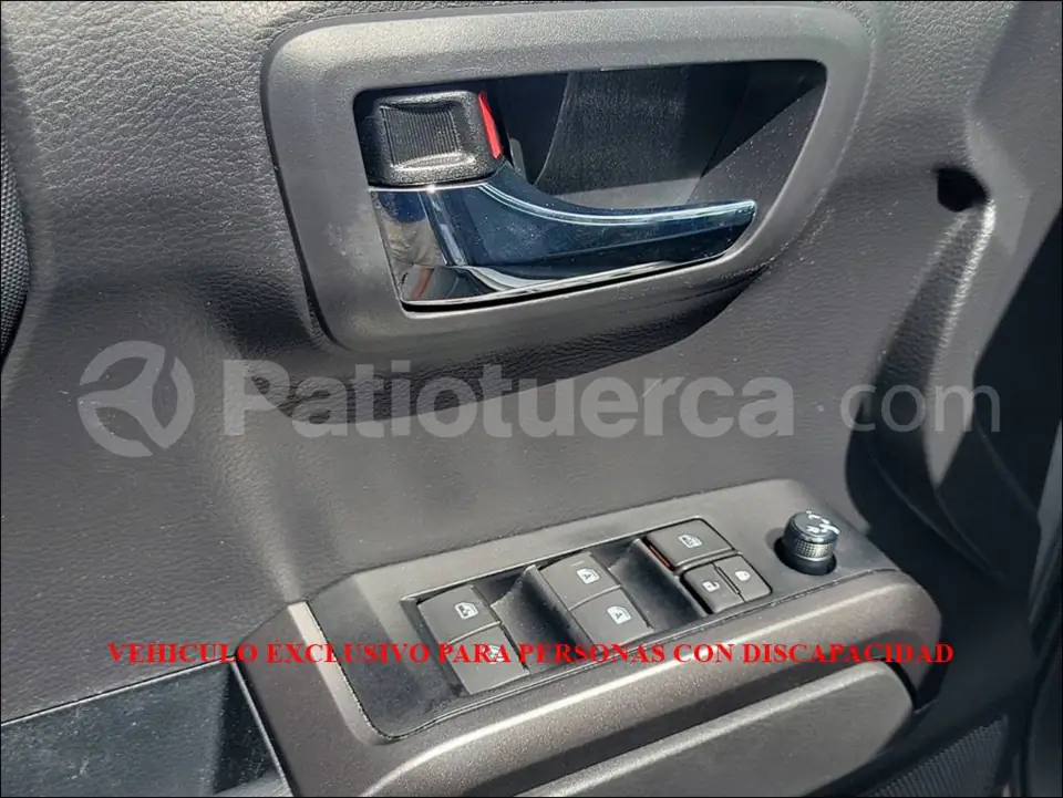 Foto 14 de Toyota Tacoma