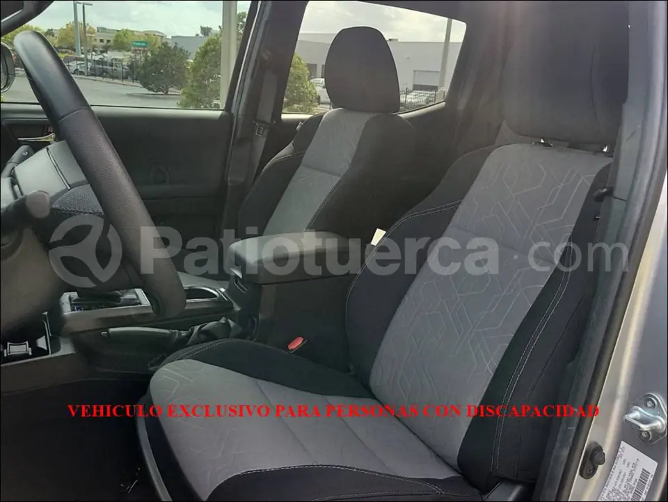 Foto 16 de Toyota Tacoma