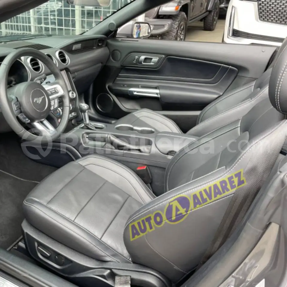 Foto 2 de Ford Mustang GT