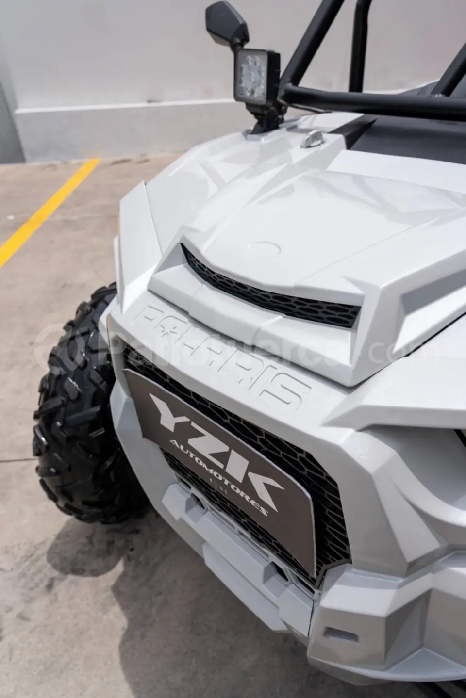 Foto 2 de Polaris RZR 1000