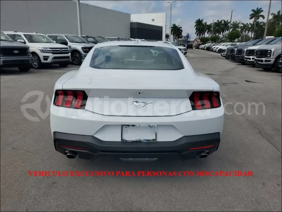 Foto 6 de Ford Mustang