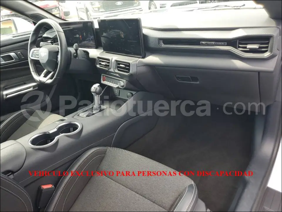 Foto 15 de Ford Mustang