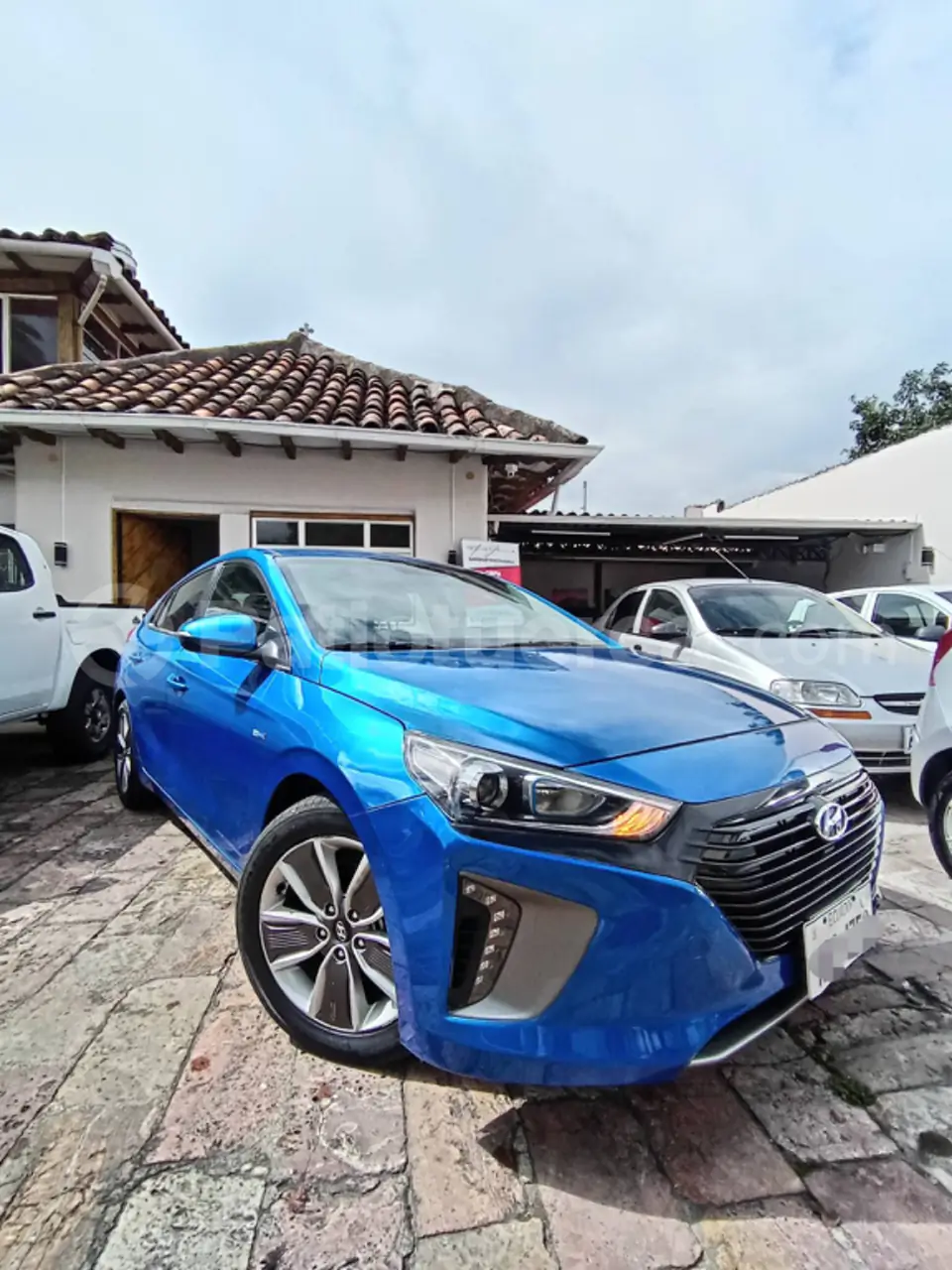 Foto 1 de Hyundai Ioniq Hybrid