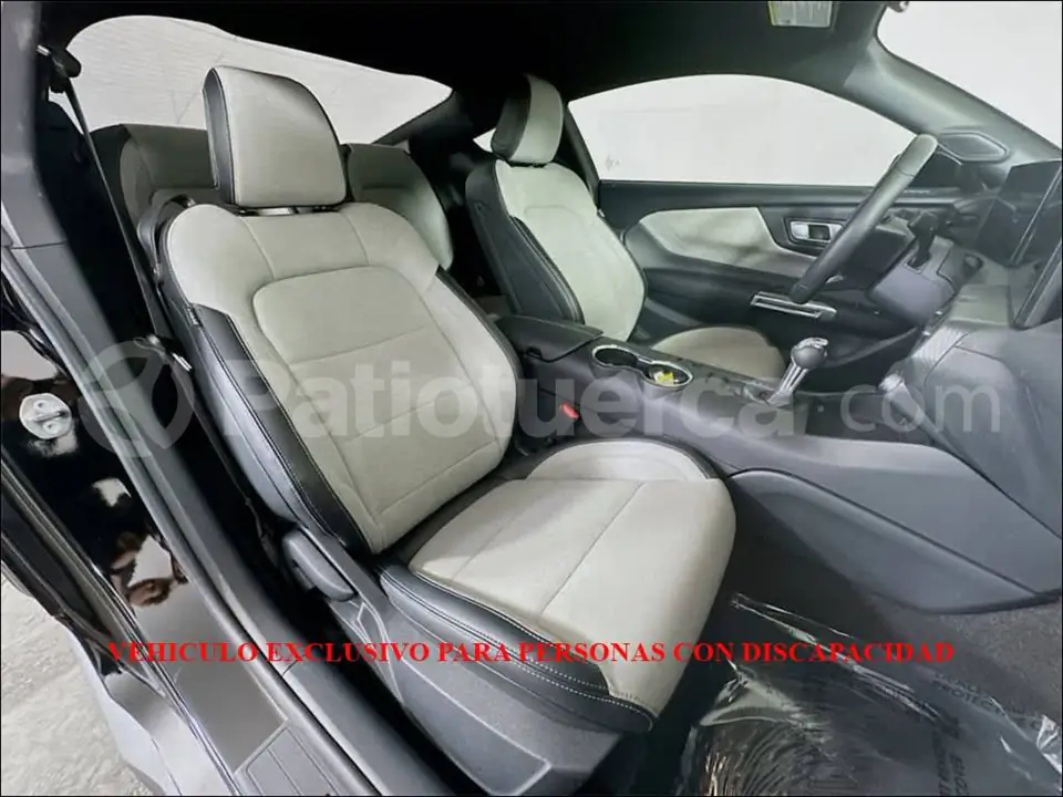 Foto 13 de Ford Mustang