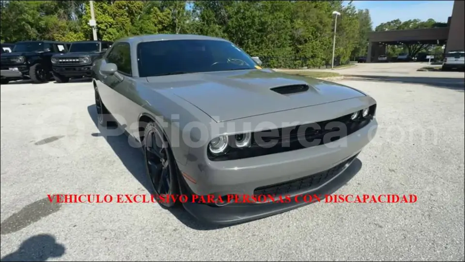 Foto 2 de Dodge Challenger