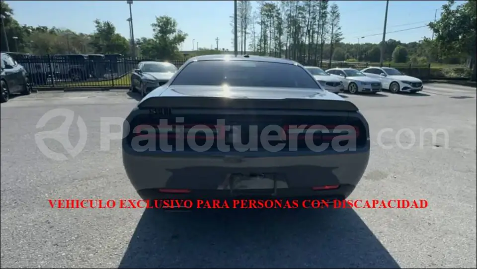 Foto 15 de Dodge Challenger