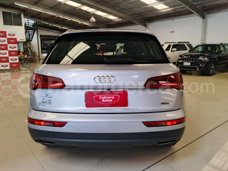 Foto 11 de Audi Q5 quattro