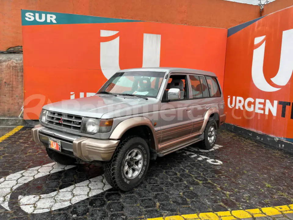 Foto 2 de Mitsubishi Montero 5P