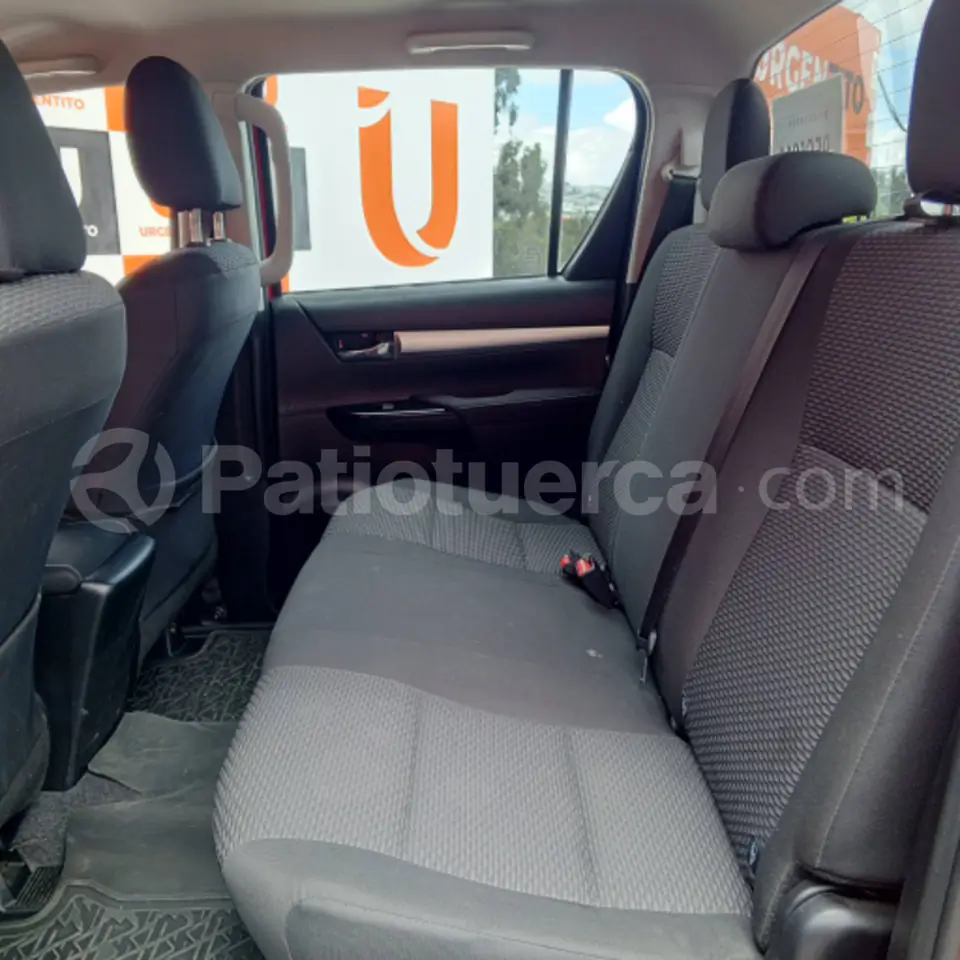 Foto 8 de Toyota Hilux CD 4x4 Diesel