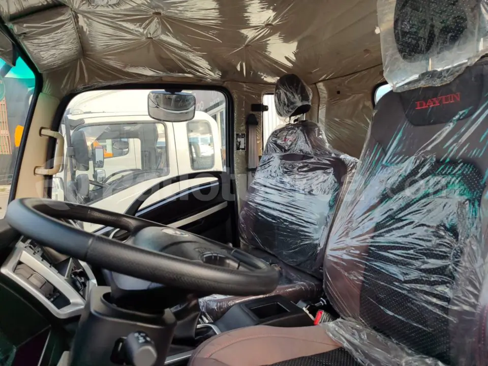 Foto 11 de DAYUN CGC1070H