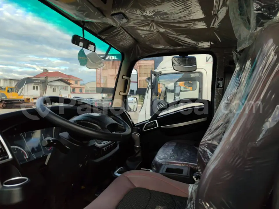 Foto 13 de DAYUN CGC1070H