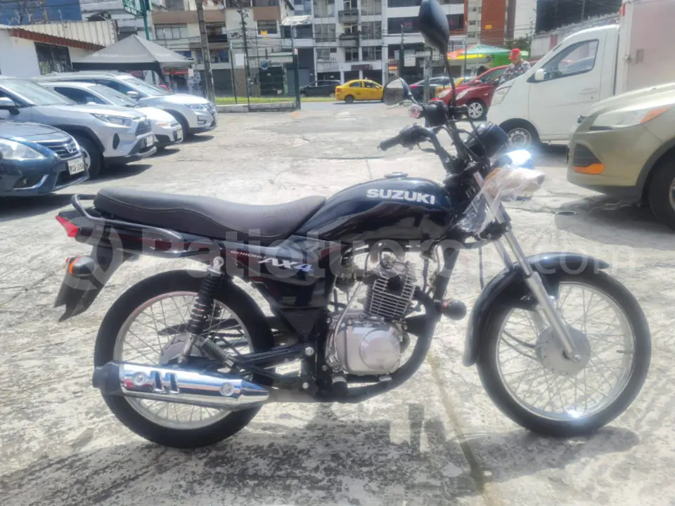 Foto 2 de Suzuki AX4