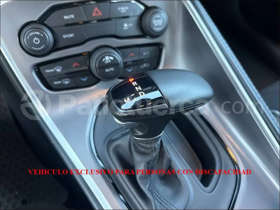 Foto 23 de Dodge Challenger