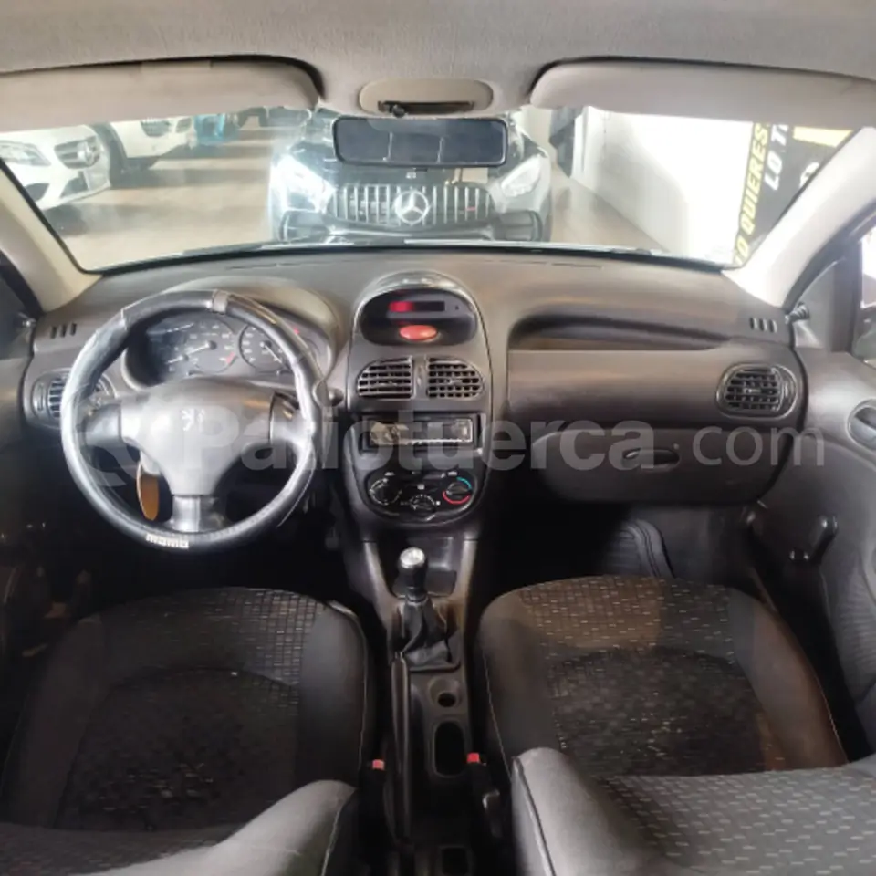 Foto 7 de Peugeot Berlina 206 XRS Confort