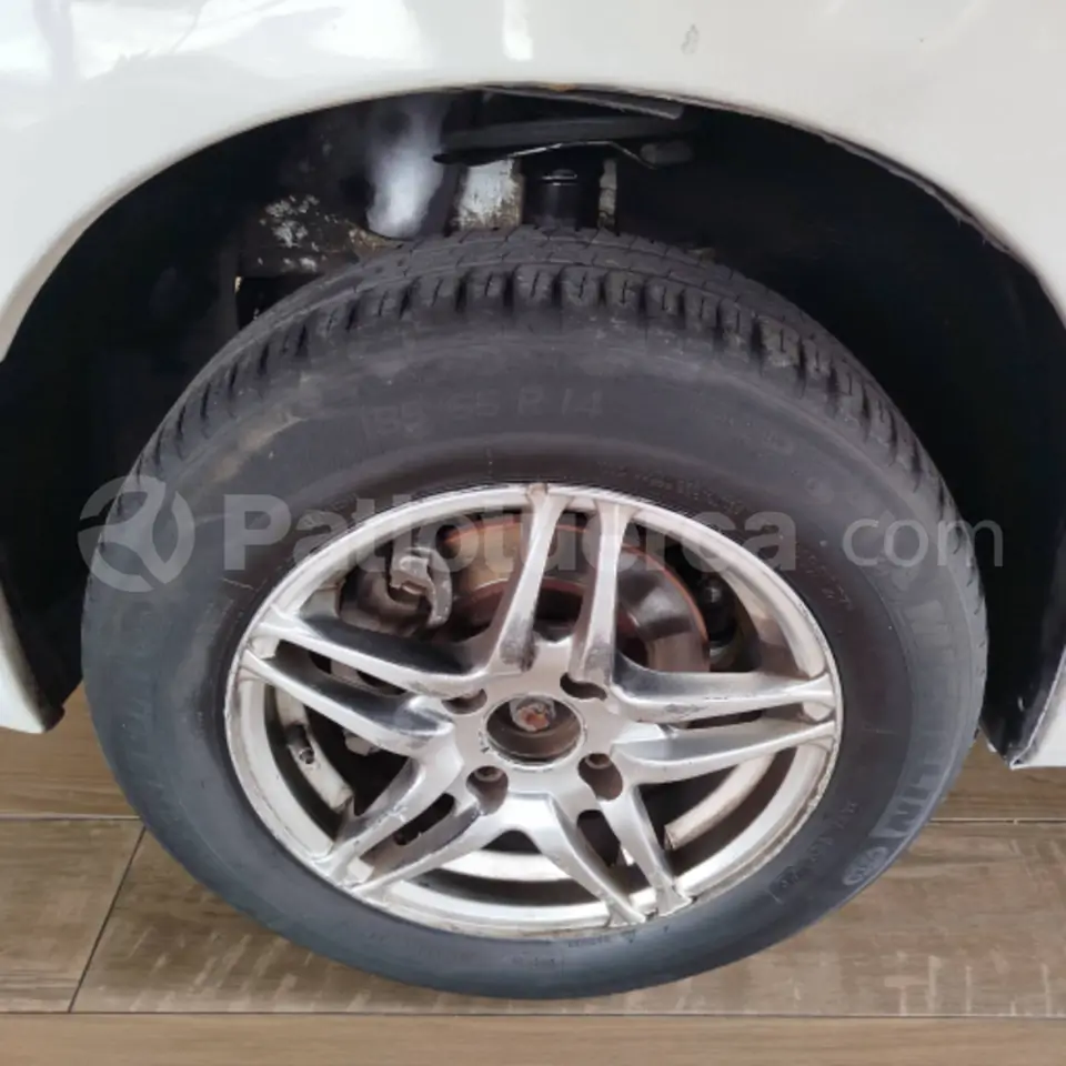 Foto 9 de Peugeot Berlina 206 XRS Confort