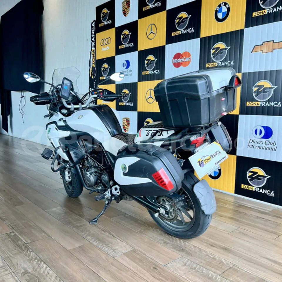 Foto 6 de Benelli TRK 502