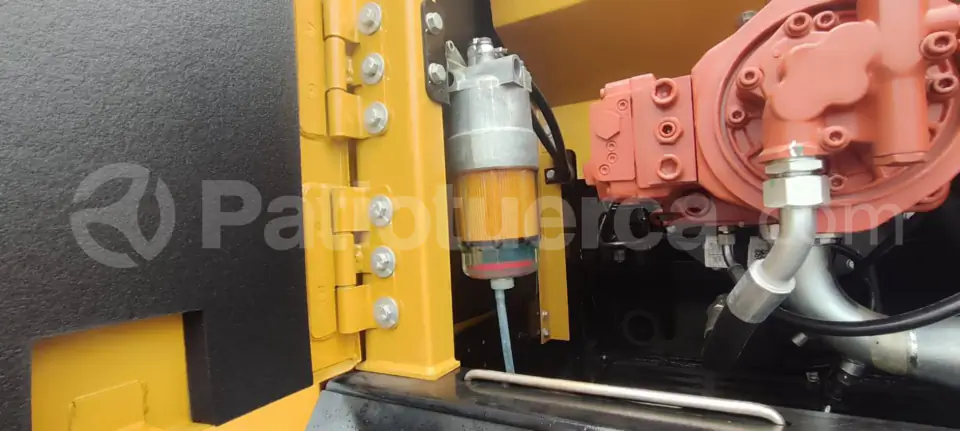 Foto 16 de LOVOL FR260D